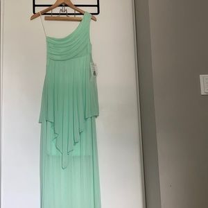 NWT Mint Off the Shoulder Carolina Dress